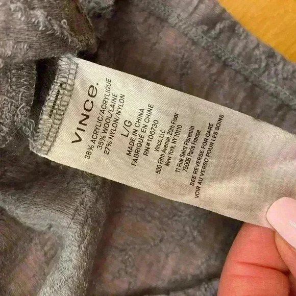 Vince Jacquard Women's Wool Blend Long Sleeve Lace Textured Sheer Gray large - Picture 7 of 9